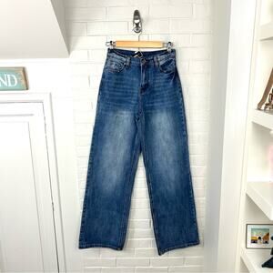 Fashion Nova High Rise Wide Leg Jeans Size 3/26